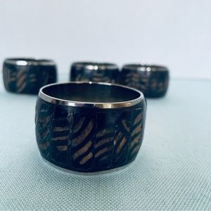 Urban Home Ashton Horn Napkin ring set of 4pcs